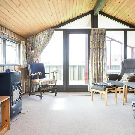 Three-bedroom Holiday In Hjorring *